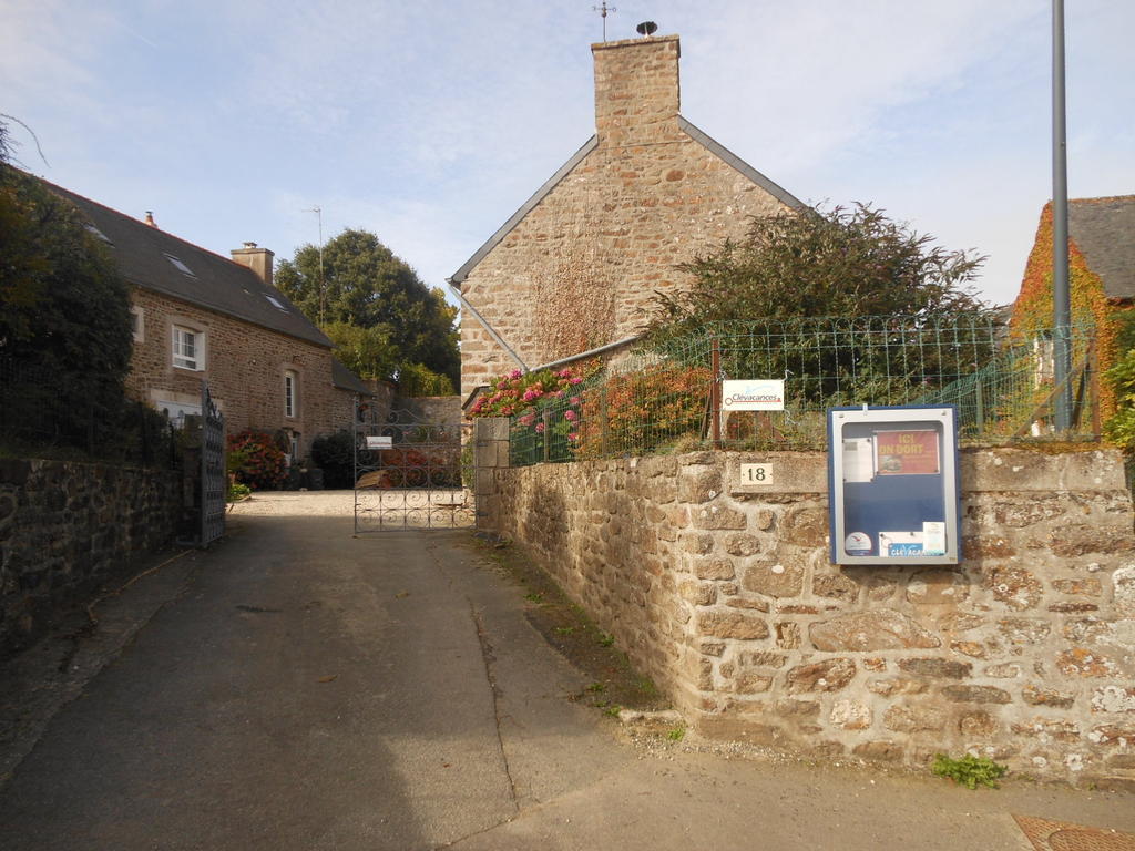 Le Jardin A Mordreuc Bed & Breakfast Pleudihen-sur-Rance Exterior foto